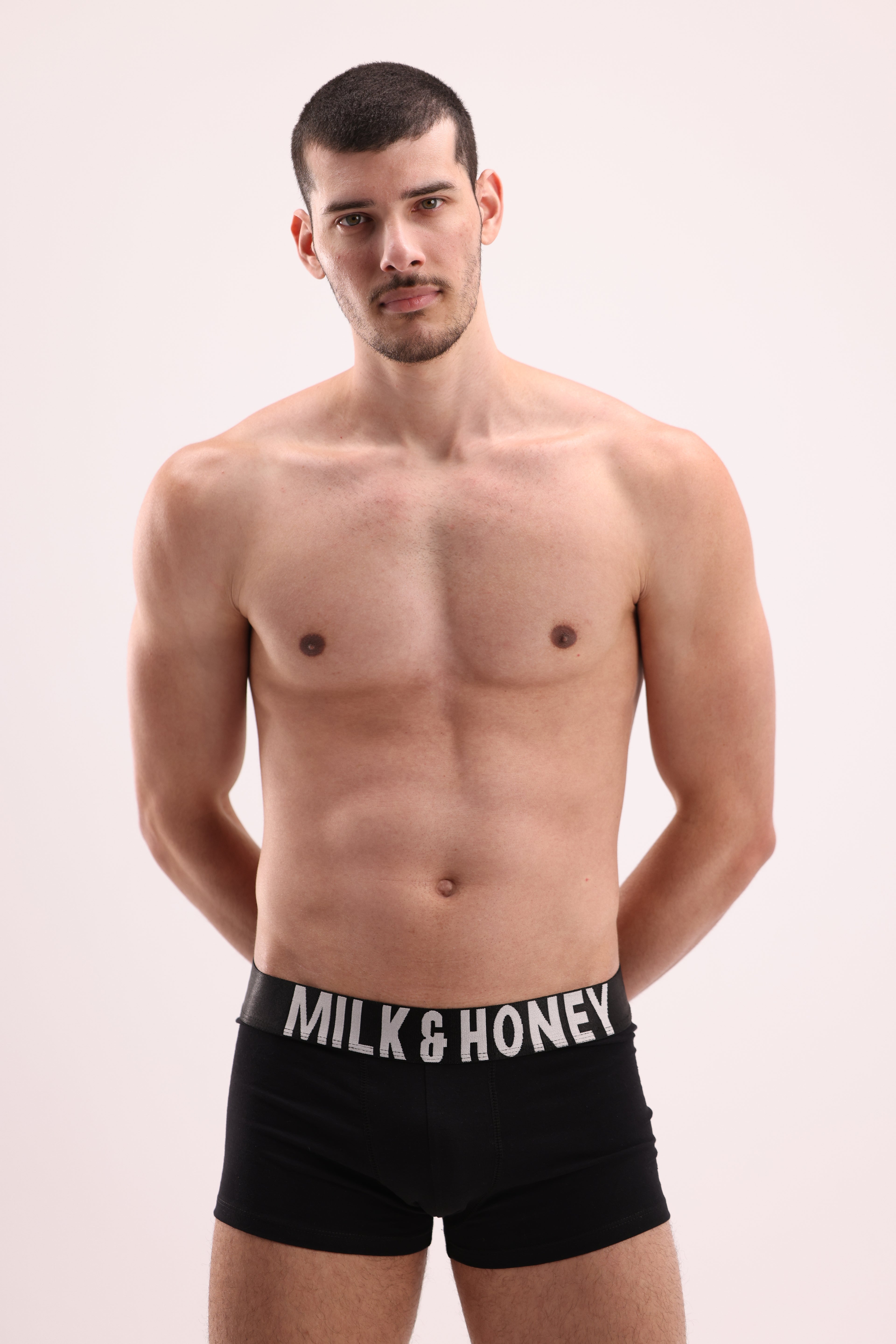 Motion Trunk – Pack of 2 (Black-White)