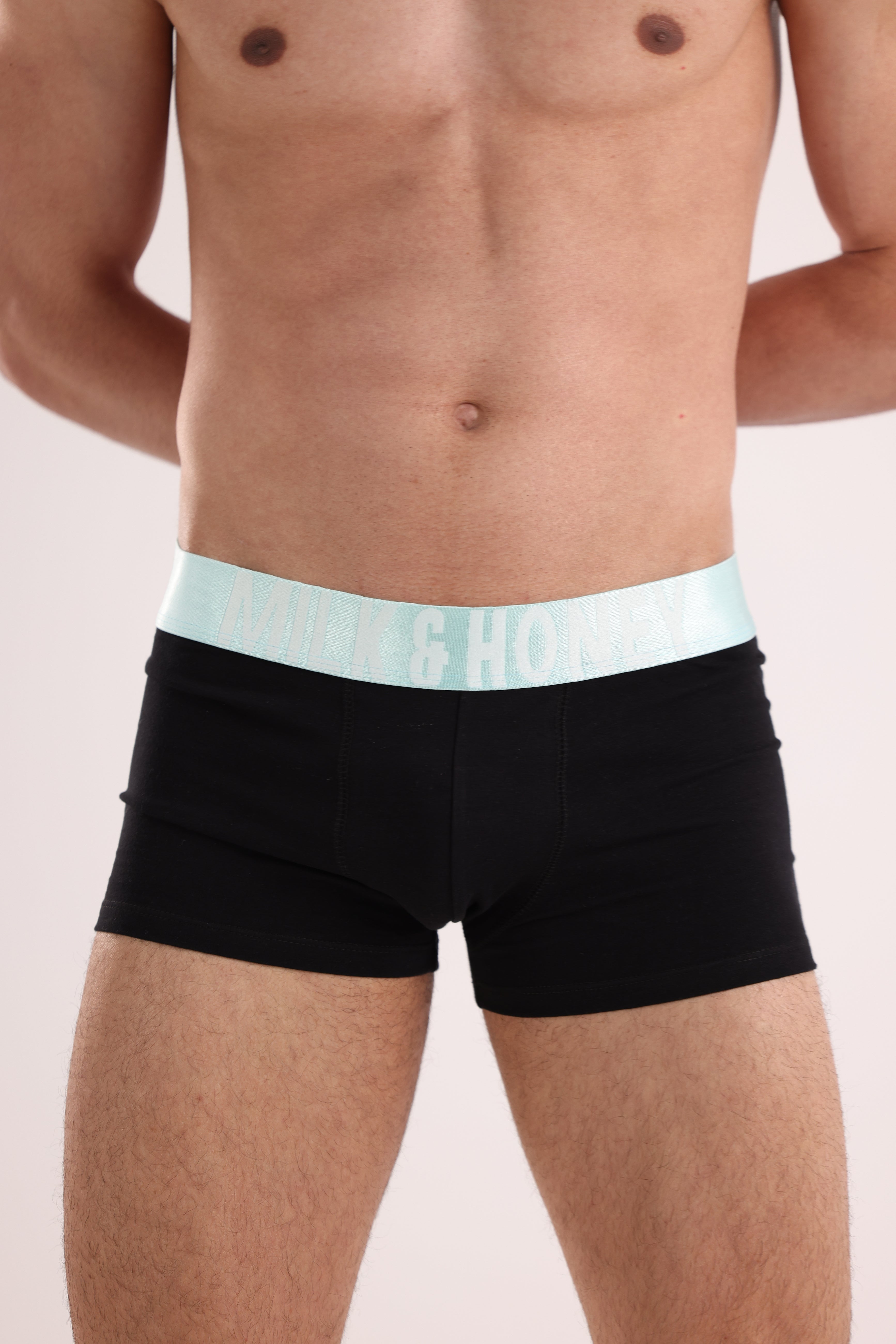 - Men's INTENSE MOTION Short Trunk -