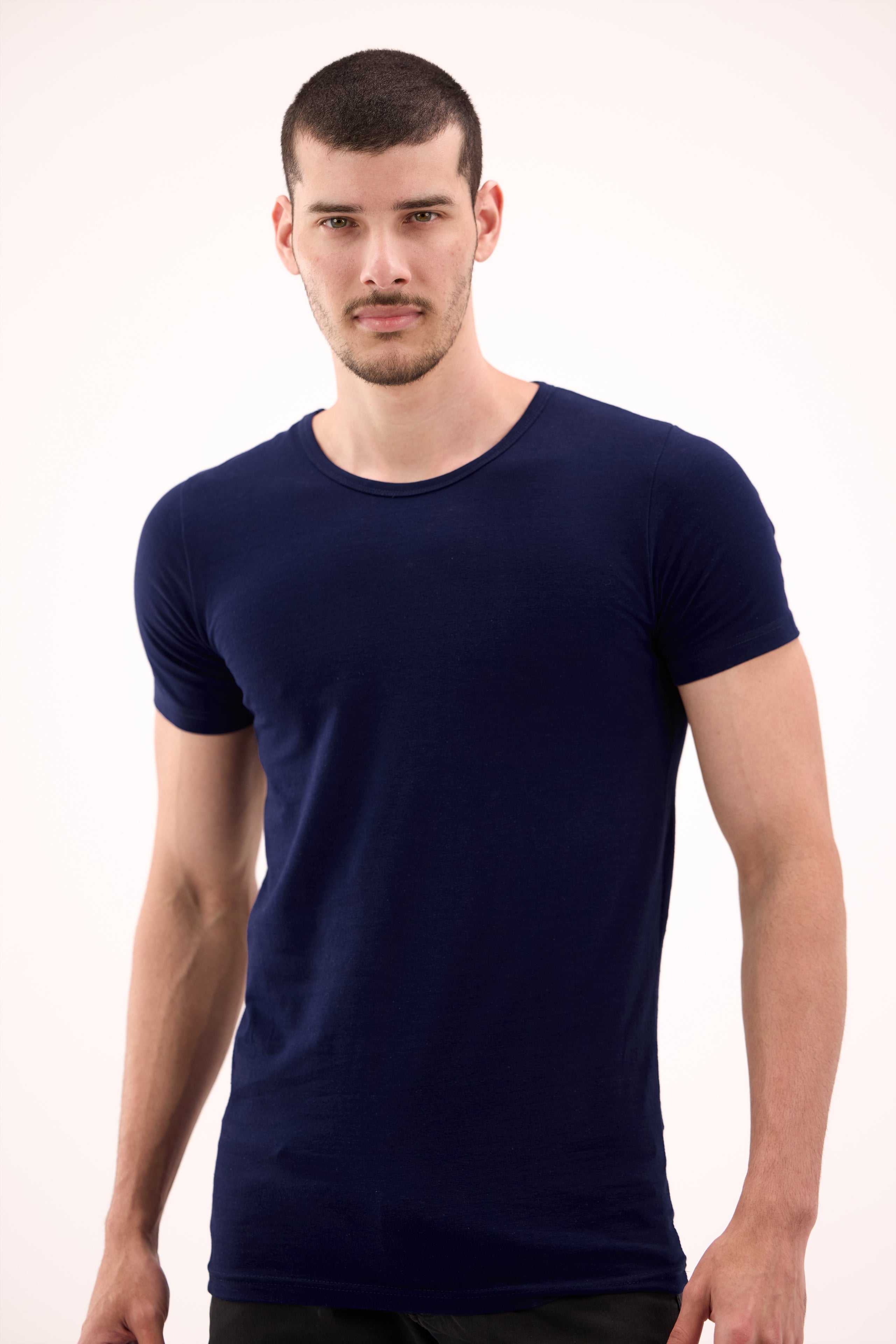 - Men's Round Short Sleeve Pack of 4